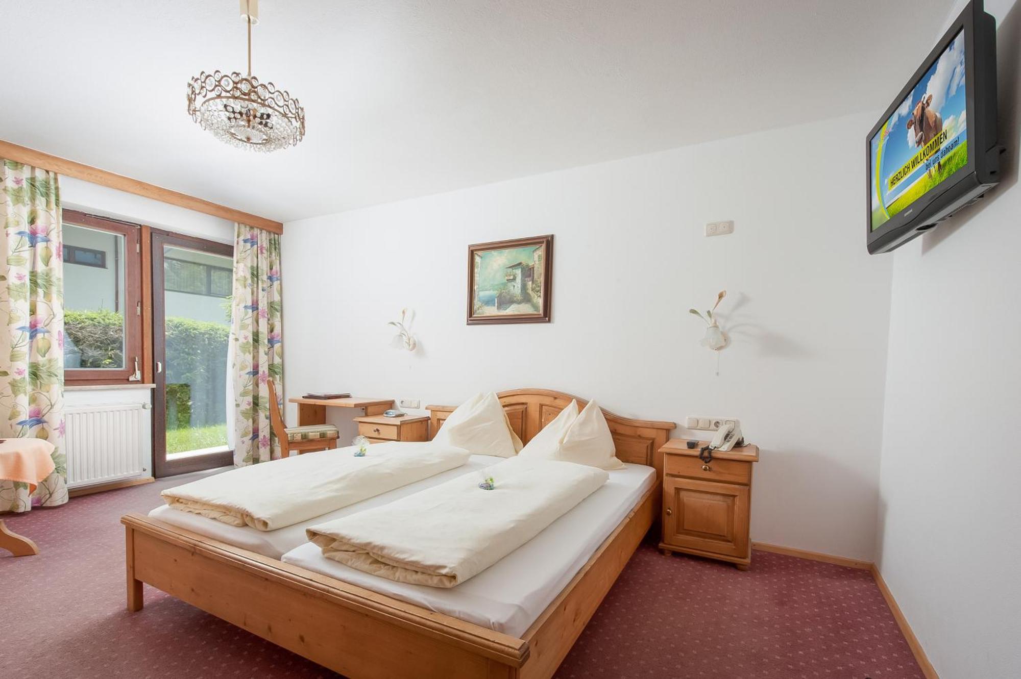 Familienhotel Central St. Johann in Tirol Szoba fotó