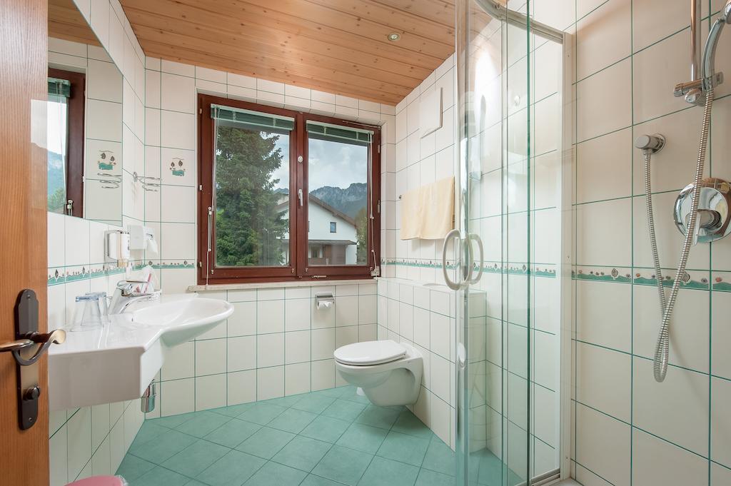 Familienhotel Central St. Johann in Tirol Szoba fotó